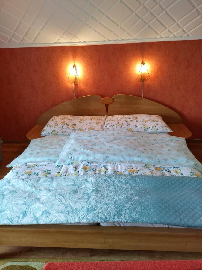 Ibolya Apartman Appartement Badacsony Buitenkant foto